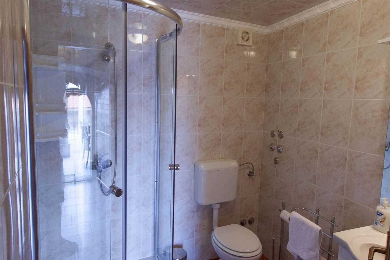 Unit